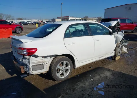 2011 Toyota Corolla S из США, поврежденный, VIN 2T1BU4EE2BC693753